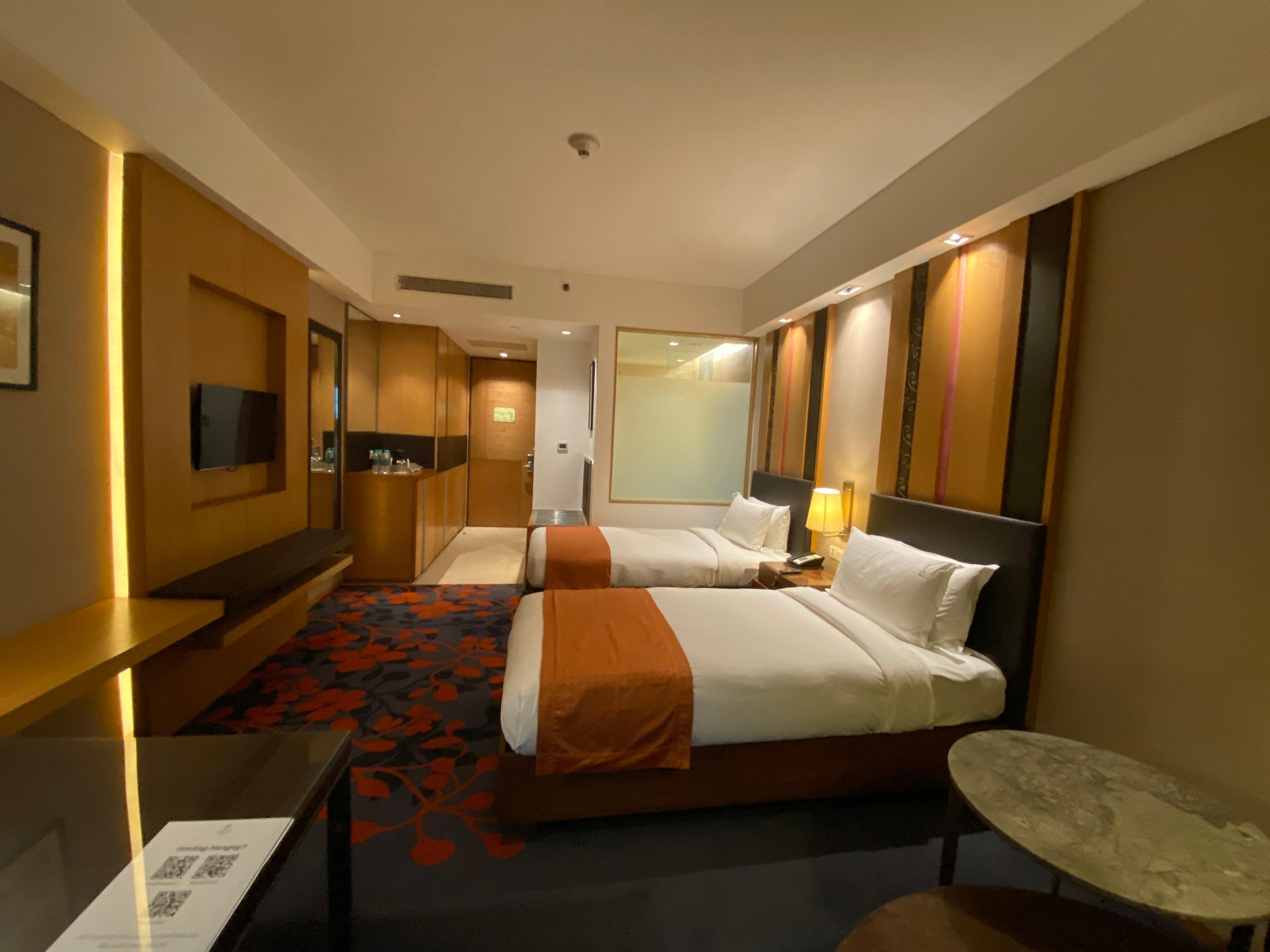 Holiday Inn New Delhi Mayur Vihar Noida By Ihg Ngoại thất bức ảnh Deluxe room