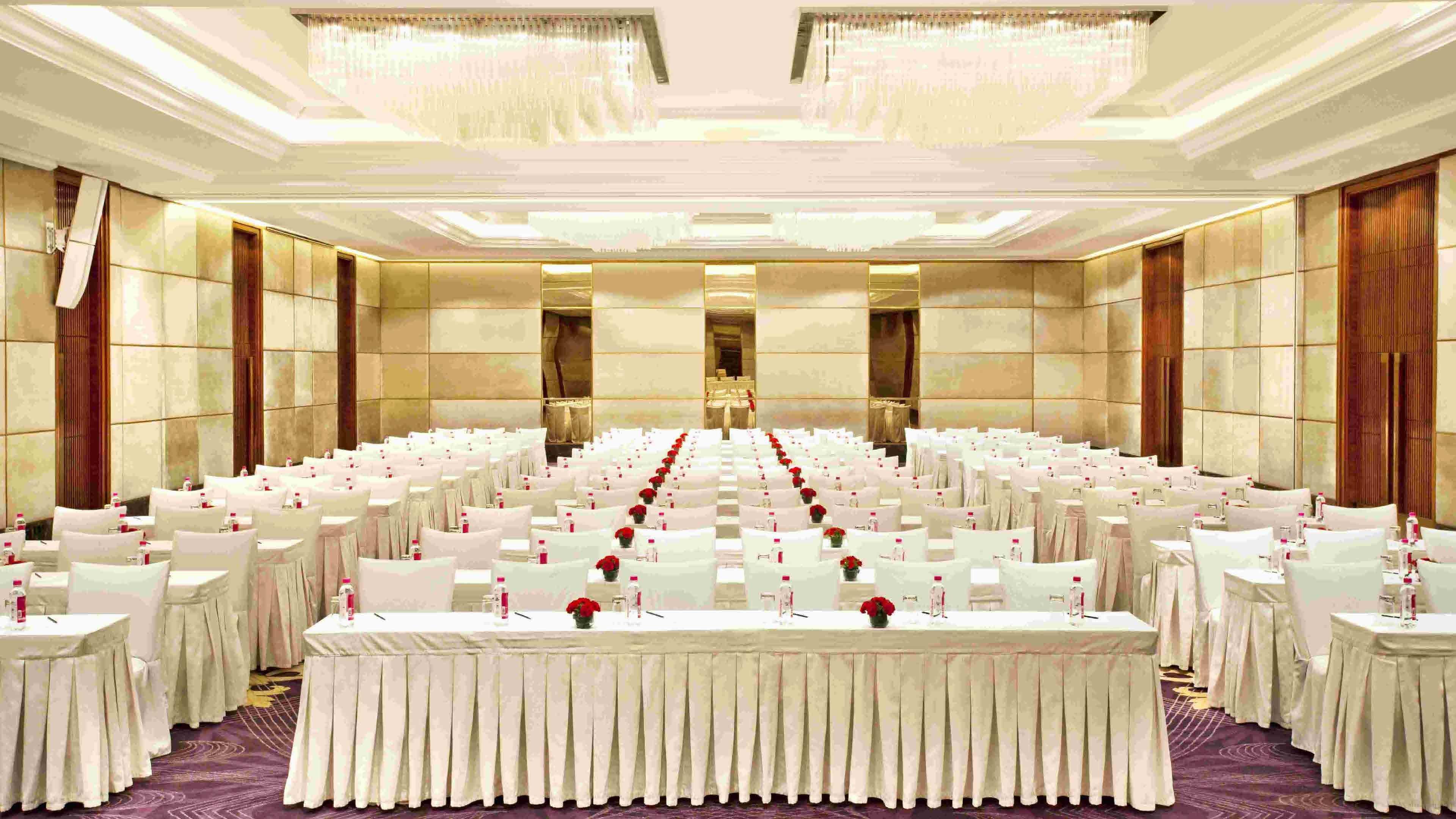 Holiday Inn New Delhi Mayur Vihar Noida By Ihg Ngoại thất bức ảnh The Grand Ballroom